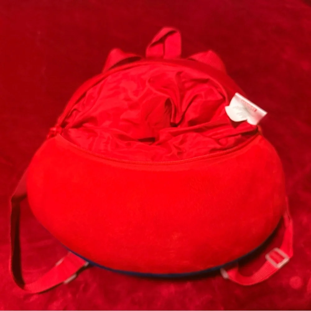 Marvel Red Plush Pillow - Picture 5 of 5